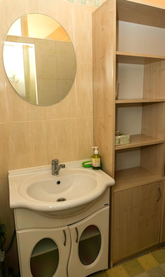 Hotel Кімнати В Центрі Uschhorod Exterior foto